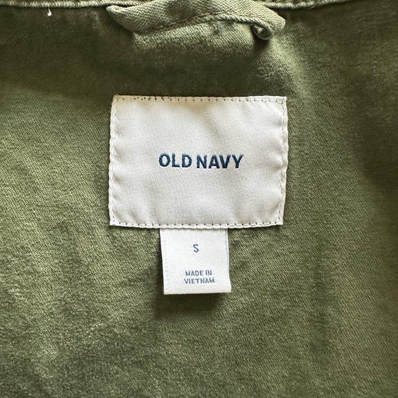 Army Green Shacket - Picture 4 of 4